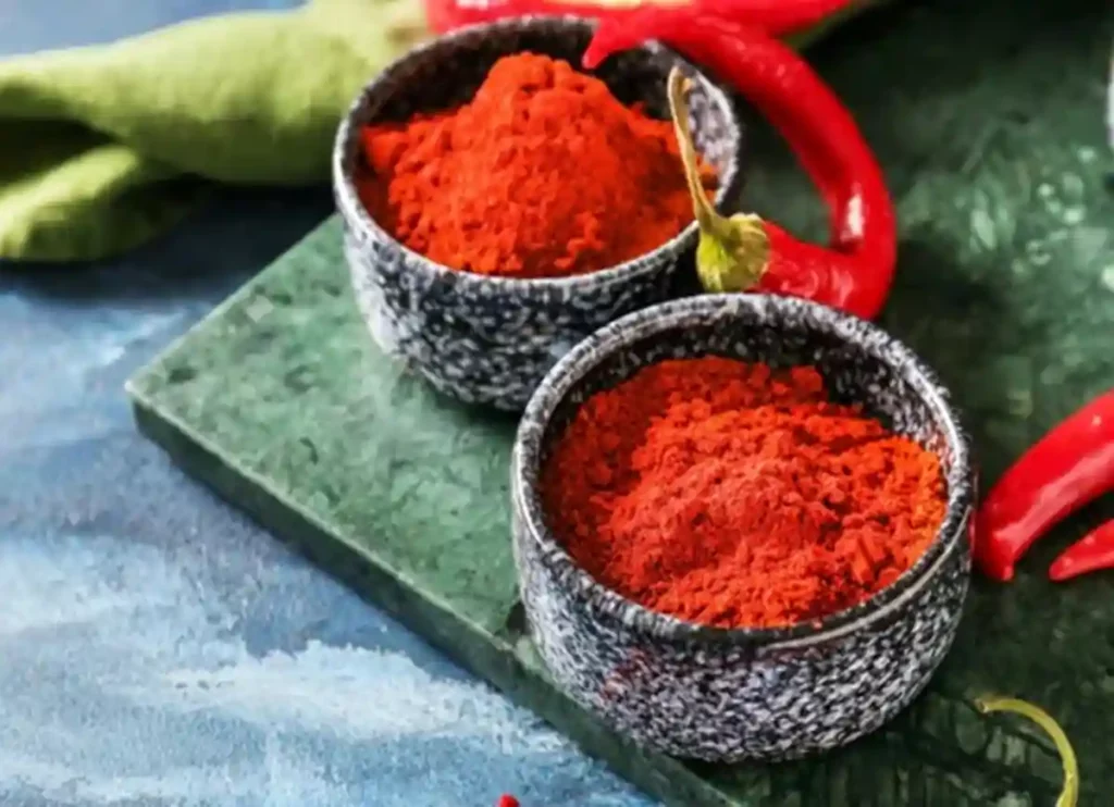 what is kashmiri chili powder, is kashmiri chili powder hot, chilli powder vs kashmiri chilli powder, difference between red chilli and kashmiri chilli, kashmiri chili powder vs chili powder,cashmere chili powder