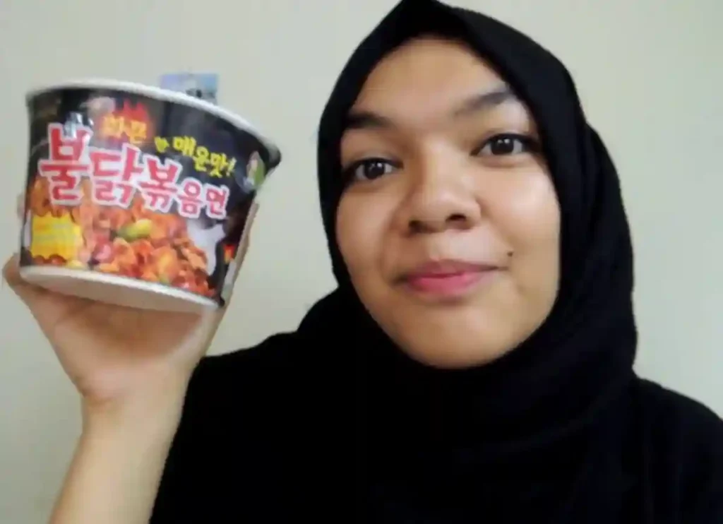 are samyang noodles halal, are all samyang noodles halal, which samyang noodles are halal, halal ramen noodles, halal ramen Chicago ,samyang instant noodles, spicy noodles amazon, amazon spicy ramen, halal spicy noodles